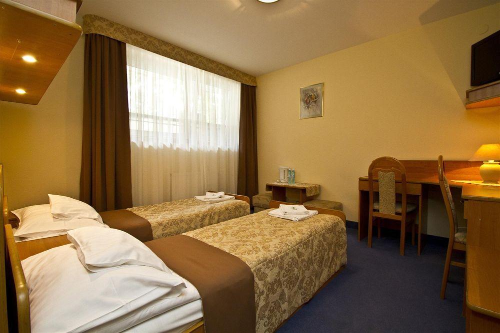 Fian - Noclegi I Konferencje W Centrum Zakopane Exteriör bild